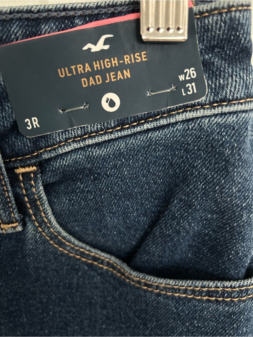 Hollister Vintage Stretch Ultra High Rise Dad Jeans, Size 3R, W26 / L31. - Picture 6 of 8